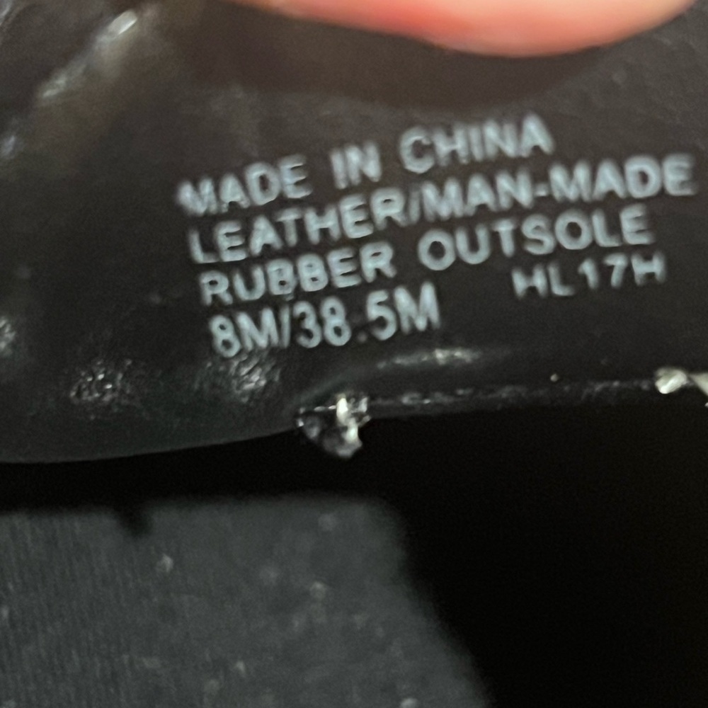 MICHAEL KORS SNEAKERS - Picture 9 of 9